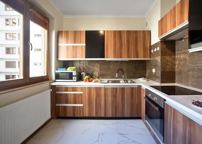 P&o Serviced Bukowinska